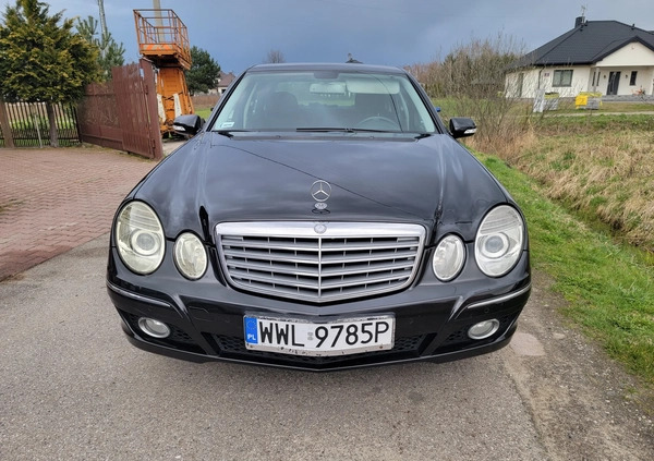 Mercedes-Benz Klasa E cena 18000 przebieg: 414692, rok produkcji 2006 z Tłuszcz małe 79